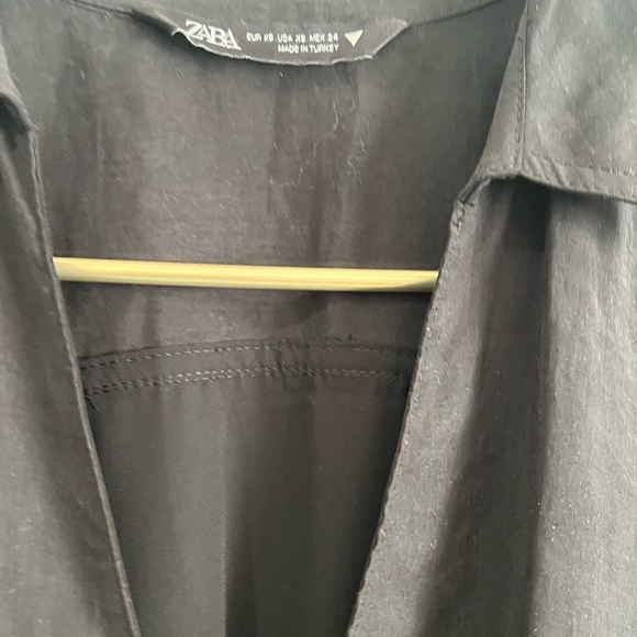 Zara Black Wrap Mini Dress with V-neckline. Size XS - Picture 4 of 17